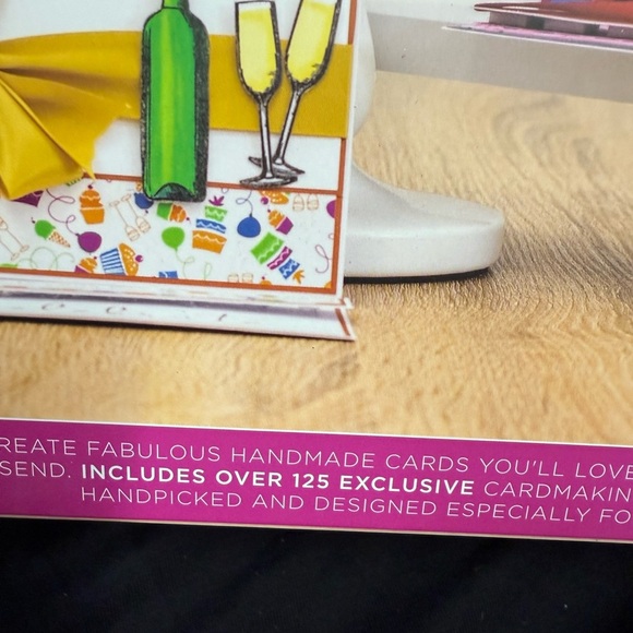 Ultimate Cardmaking Compendium - Purple BRAND NEW Crafters Companion - Picture 3 of 13